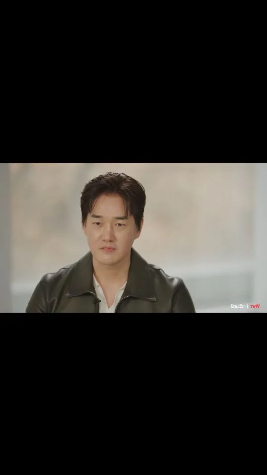 Màn diễn đỉnh cao, ánh mắt Yoo Ji-tae biến hóa