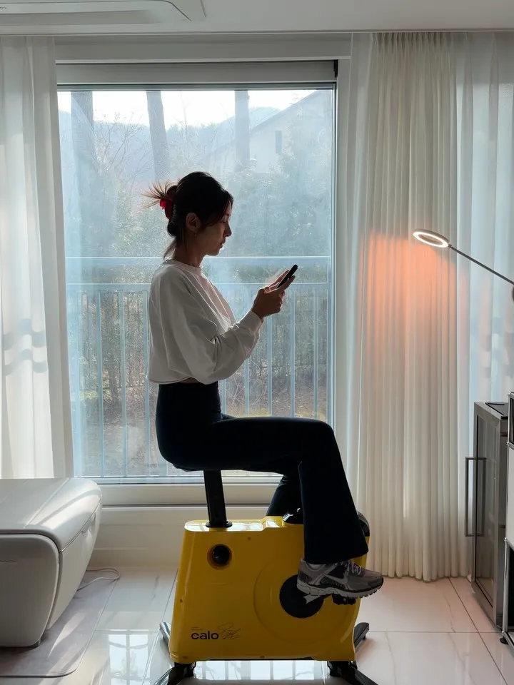 Em desafio para perder peso, Kim Bin-woo usa a “Calorie Bike”