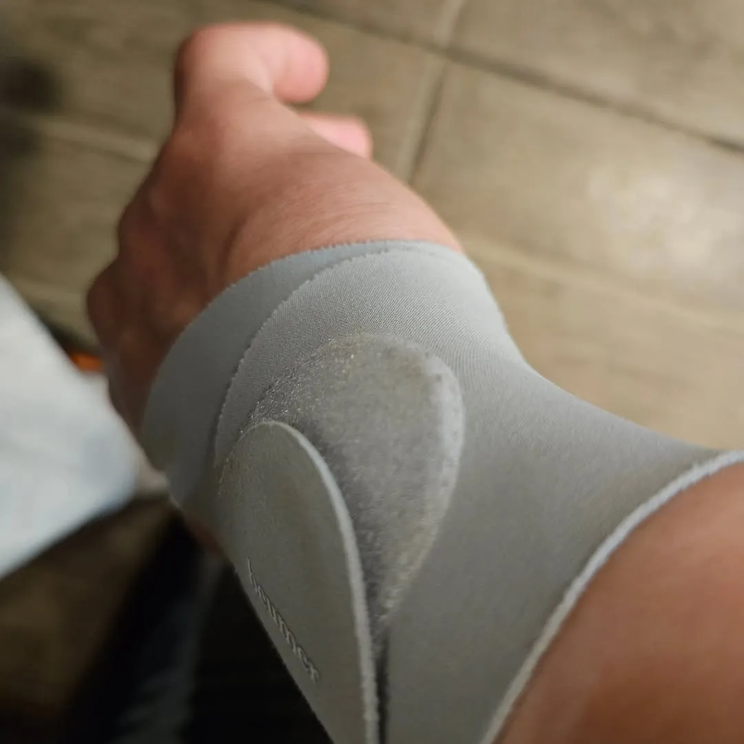 网球手腕受伤，张成圭：恢复进展缓慢