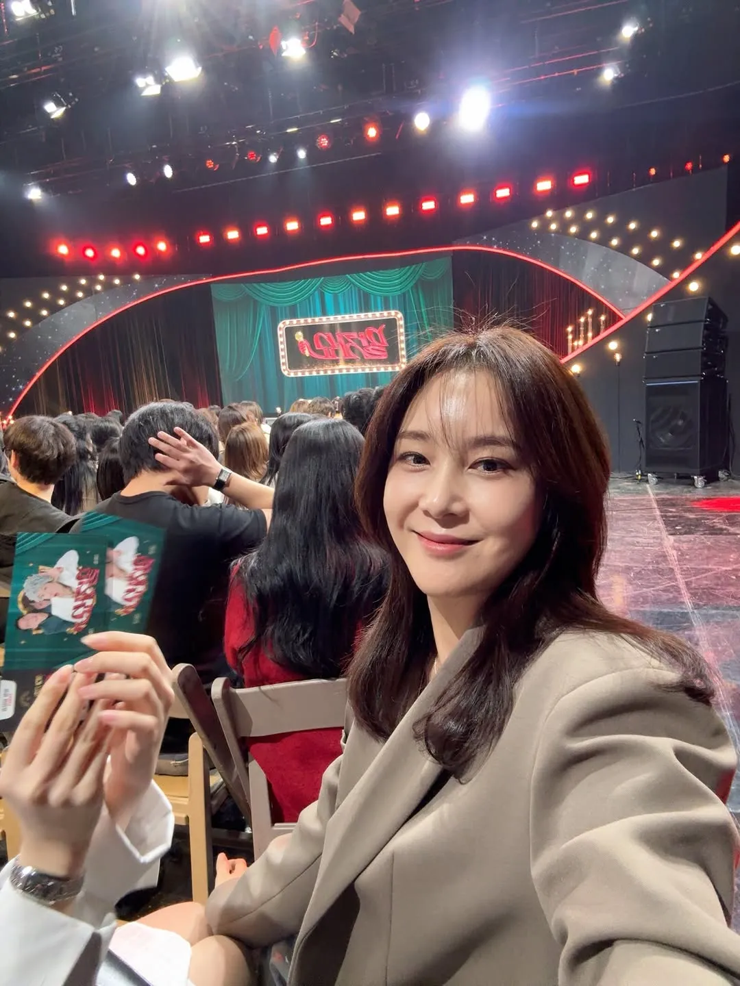 Jang Ga-hyeon công bố hậu trường ghi hình 'Malja Show'