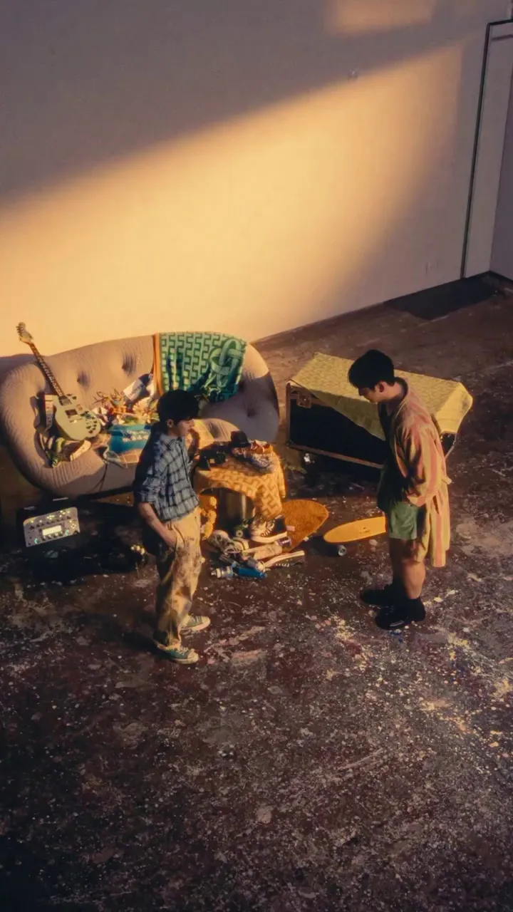 Jung Jin-woon, ca sĩ, triển lãm