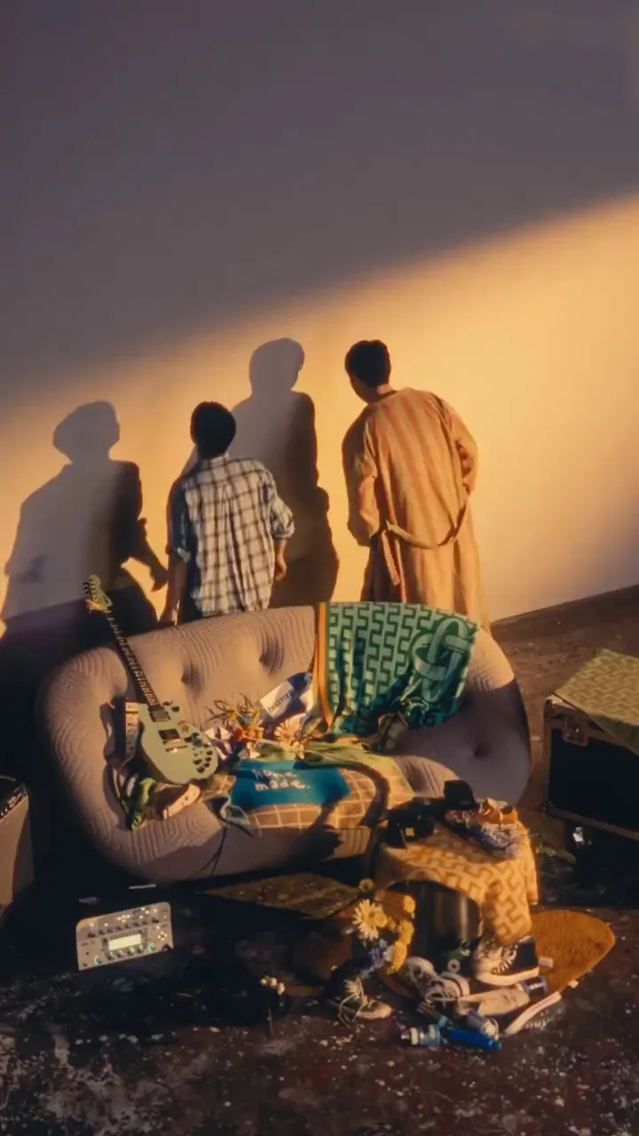 Jung Jin-woon, ca sĩ, triển lãm