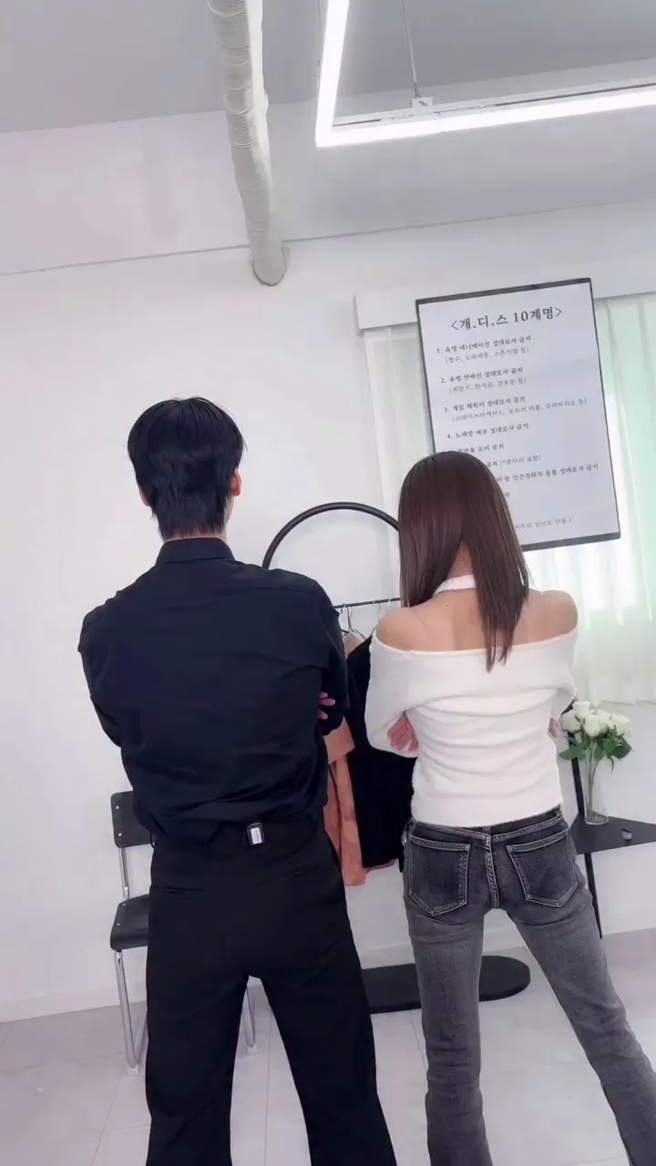 崔叡娜, 歌手, Instagram