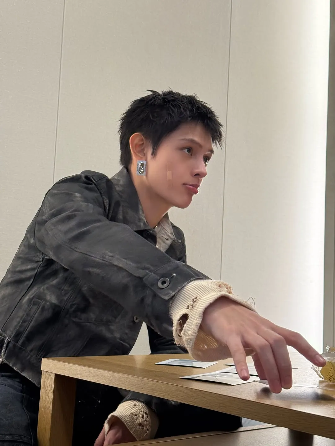 세련된 코르티스, 도쿄 걸즈 컬렉션 현장 공개