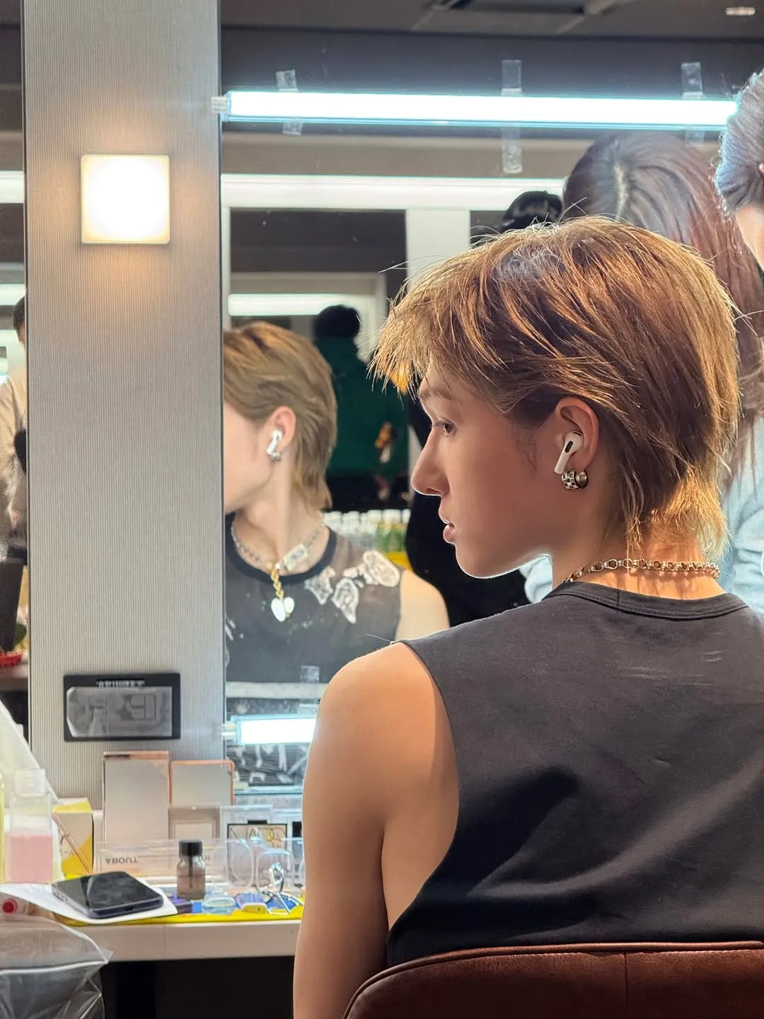 Cortis, penyanyi, pembaruan