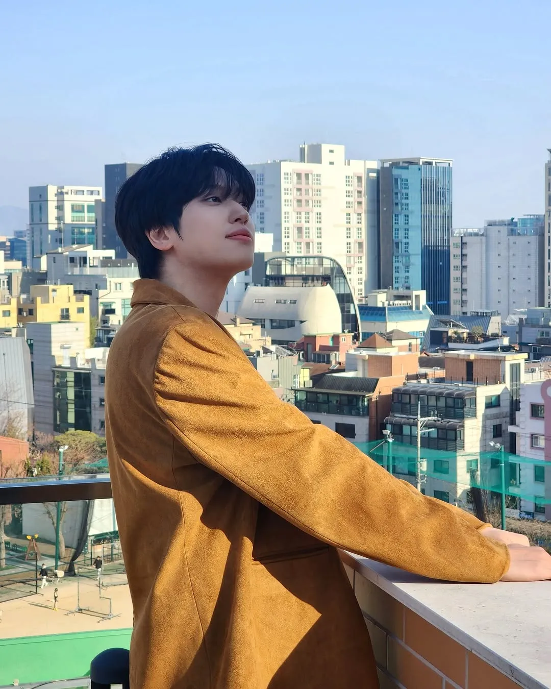 闪耀的尼尔，尽享悠闲午后