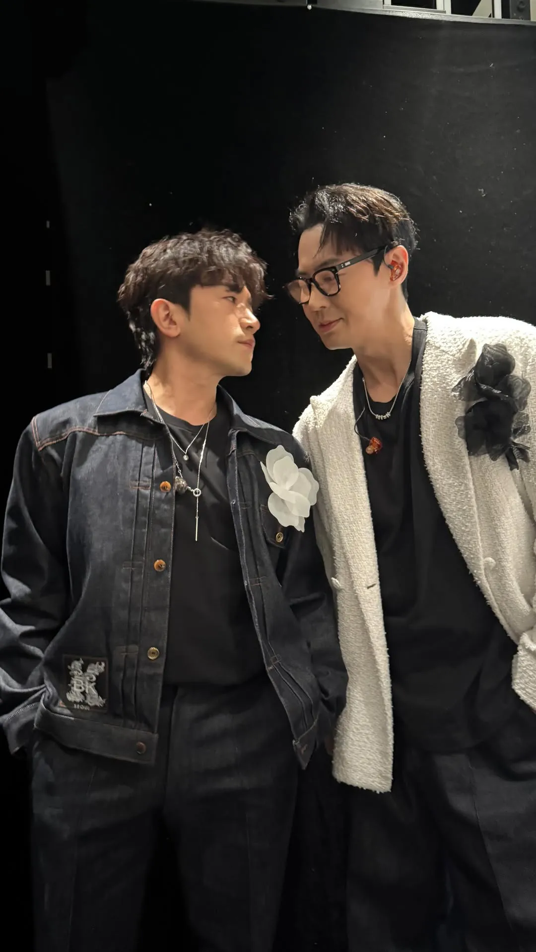 이민우, 팬들과의 특별한 순간 공유