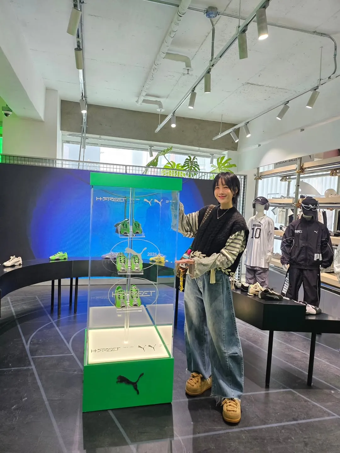 스타 별, 퓨마키즈 팝업스토어 방문