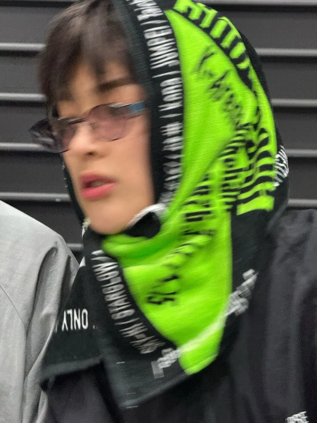 Cortis, phong cách, Instagram