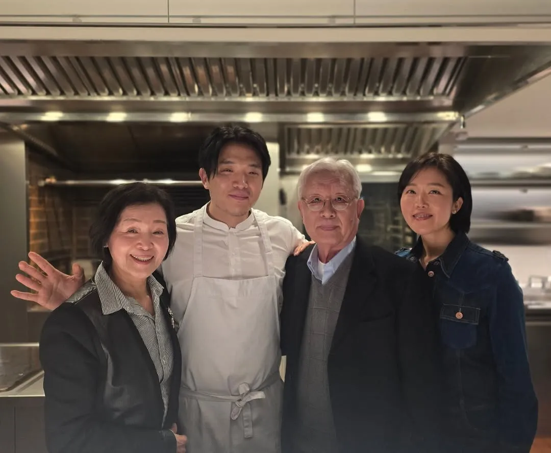 安成宰与家人共度幸福的50周年