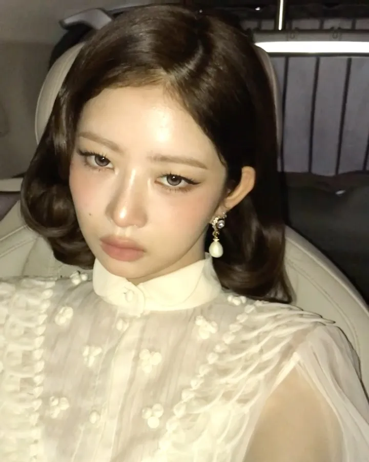 เรอิ แห่ง IVE อัปเดตอินสตาแกรมด้วยลุคสุดเย้ายวนสะกดทุกสายตา