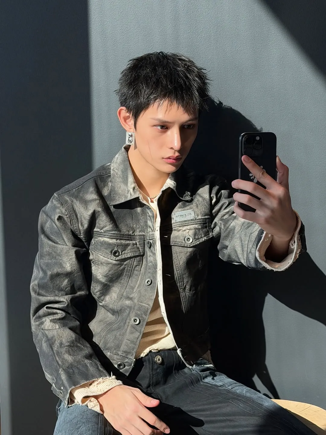 코르티스, 모델, 인스타그램