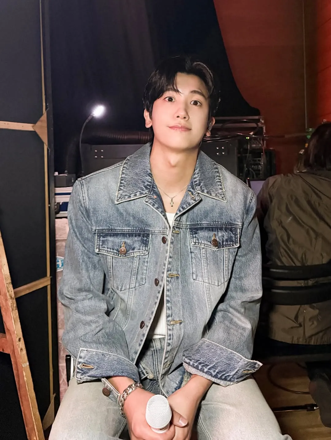 พัคฮยองซิก เผยอัปเดตชีวิตในวันฤดูใบไม้ผลิอันอบอุ่น