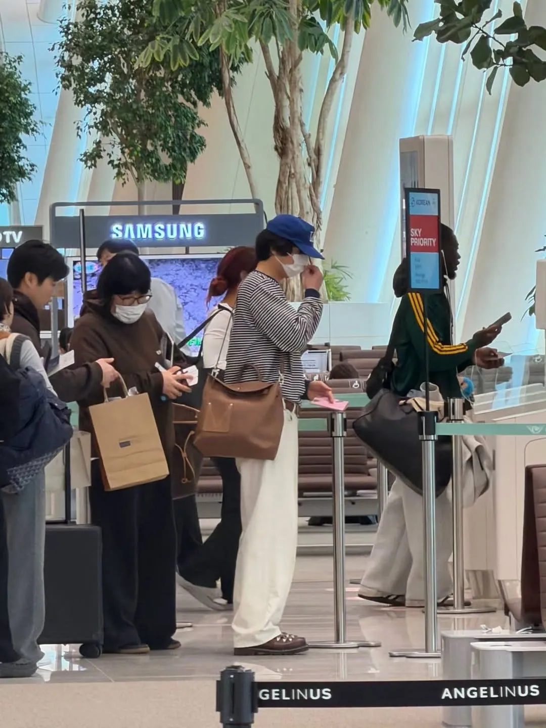 コン・ユ, 俳優, インスタグラム