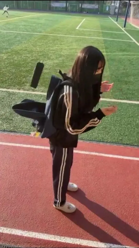 Kim Taeyeon quay Reels cùng những người bạn dễ thương