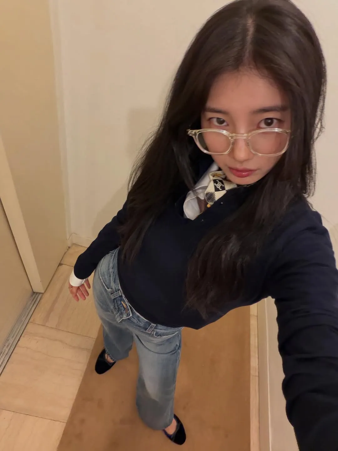 Bae Suzy, Aktris, Instagram