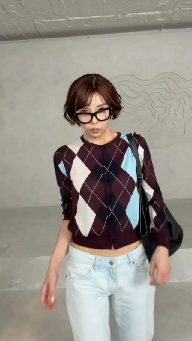 ชเว อึนคยองสุดสไตลิช เผยวิดีโอแฟชั่นฤดูใบไม้ผลิ