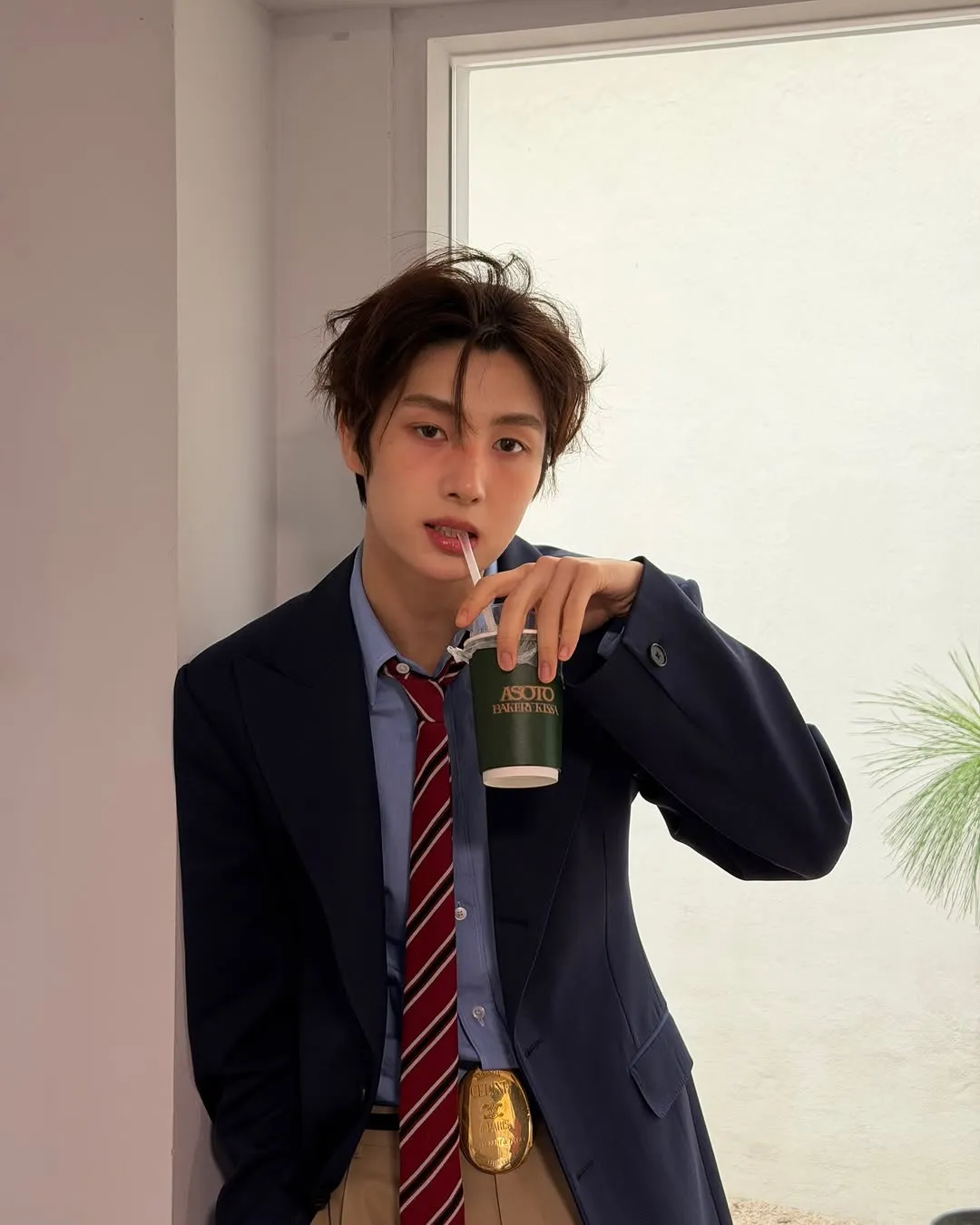 清爽魅力，英宰的 Instagram 更新