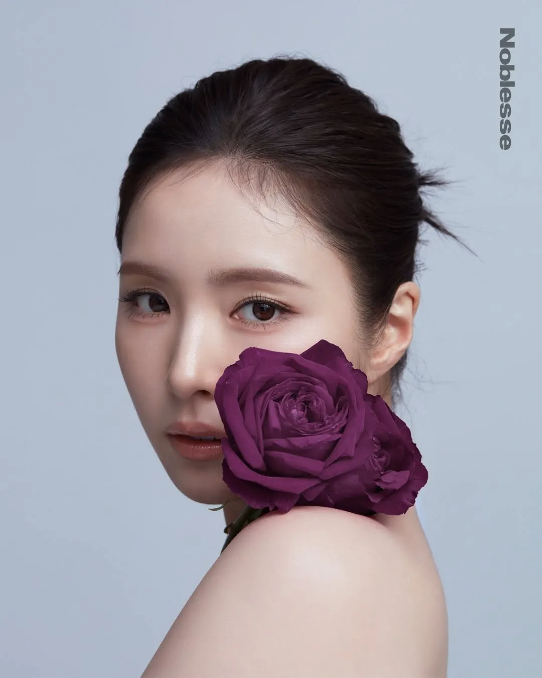 閃耀的申世景，魅惑美貌最新更新