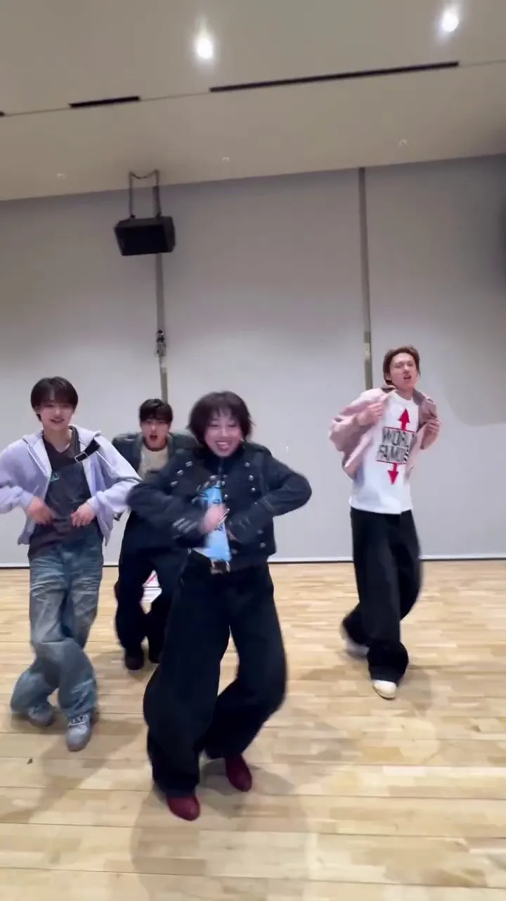 Cortis, Instagram, pembaruan, Red Bull, kreator