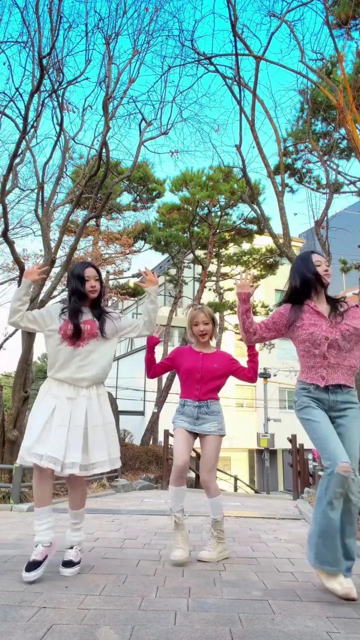 KIKI, idol, Instagram