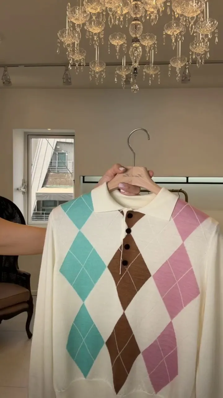 Choi Eun-kyung, nhân vật truyền hình, cập nhật Instagram, phối đồ, áo len