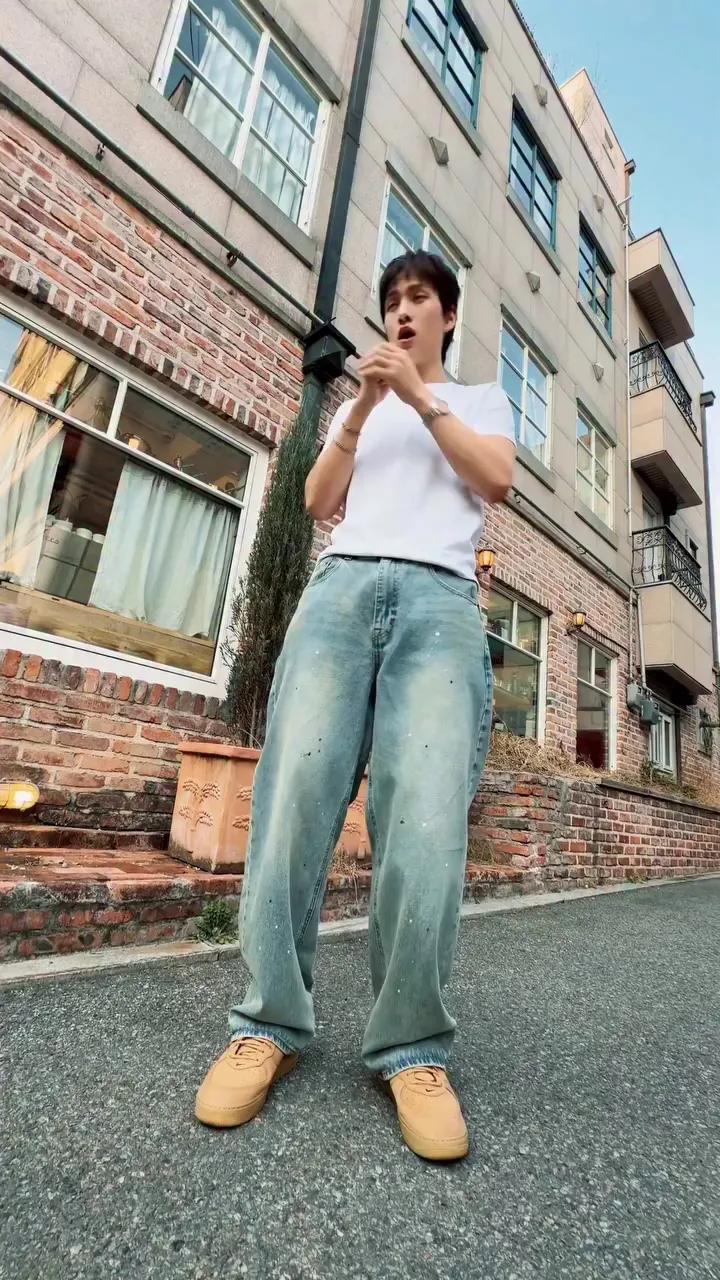 82MAJOR, 舞者, 视频