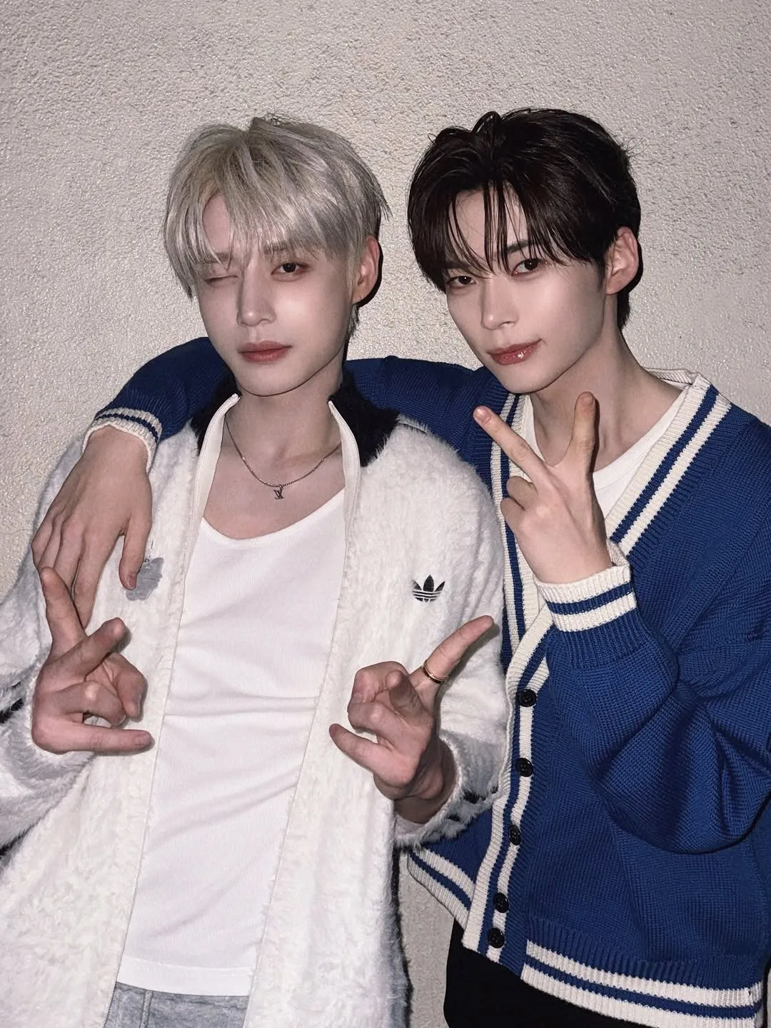 ZEROBASEONE, Hanbin, Jiwoong, apertura de Instagram, línea hyung