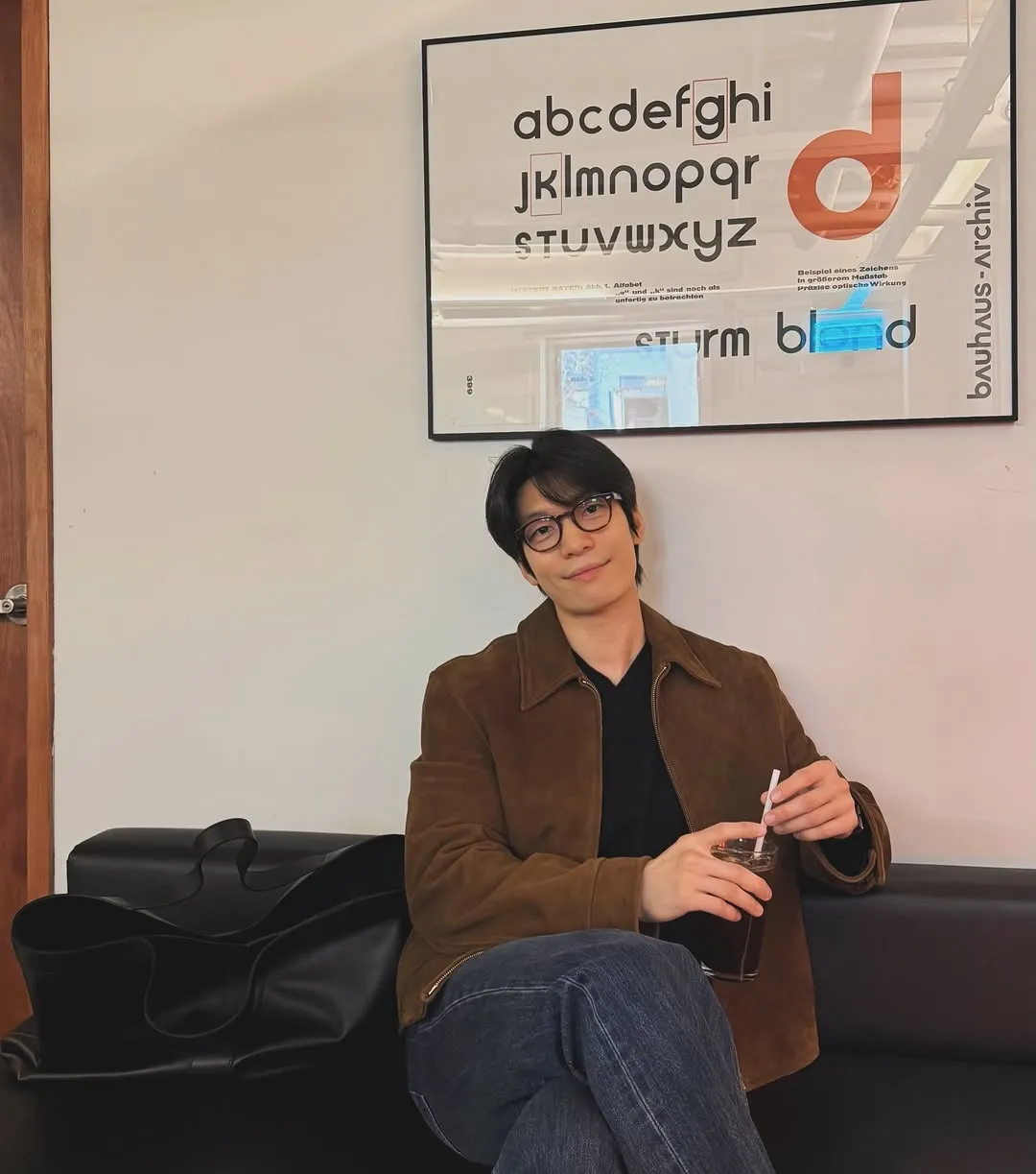 魏河俊以从容微笑俘获人心