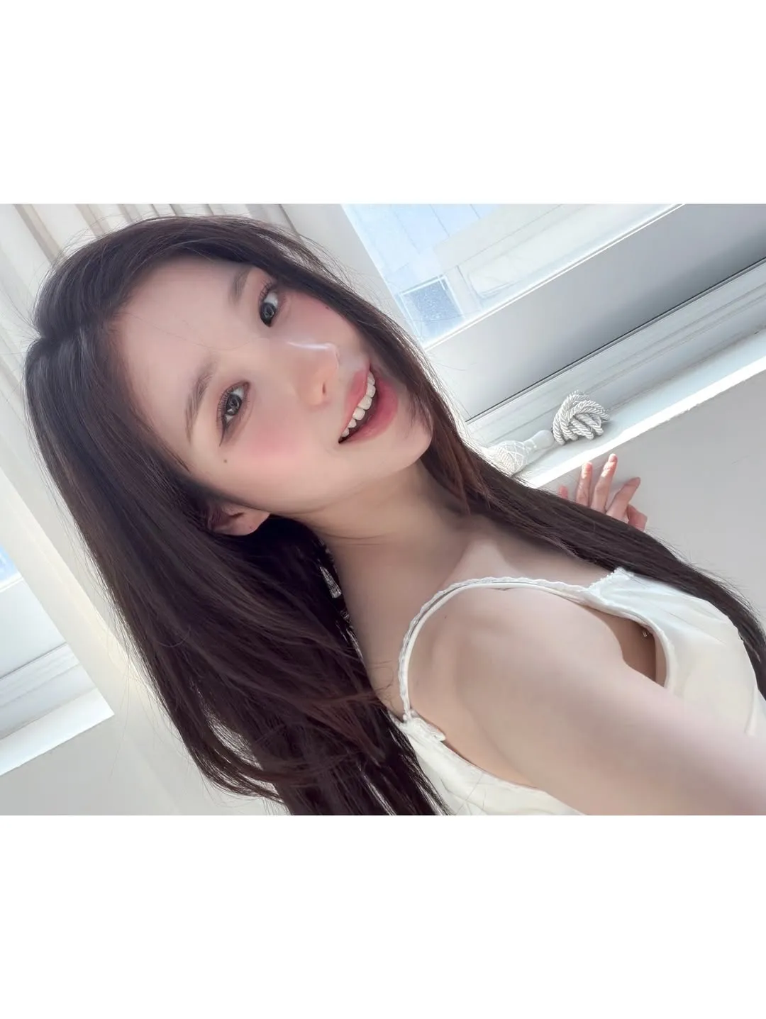 아르테미스 희진, 업데이트, 인스타그램