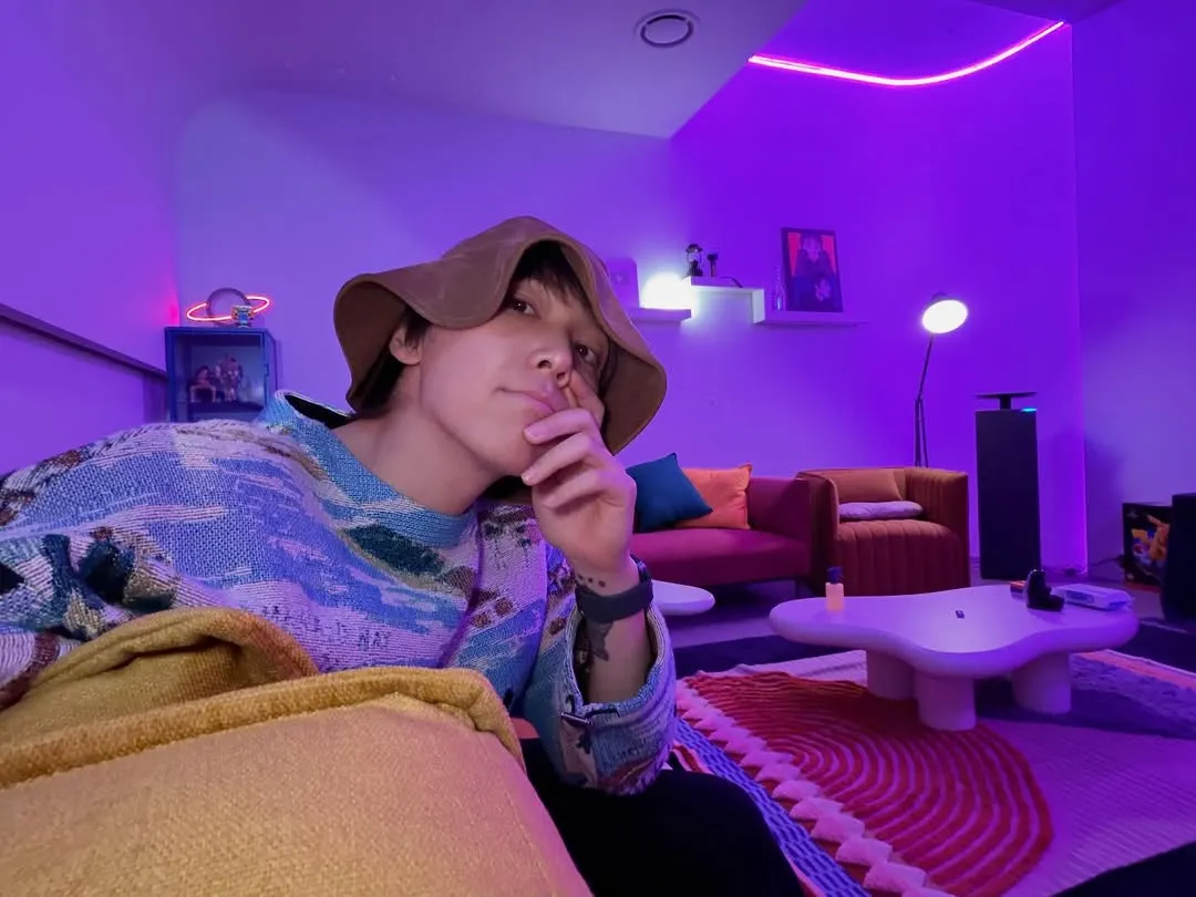 Lee Hong Gi, ca sĩ, Instagram