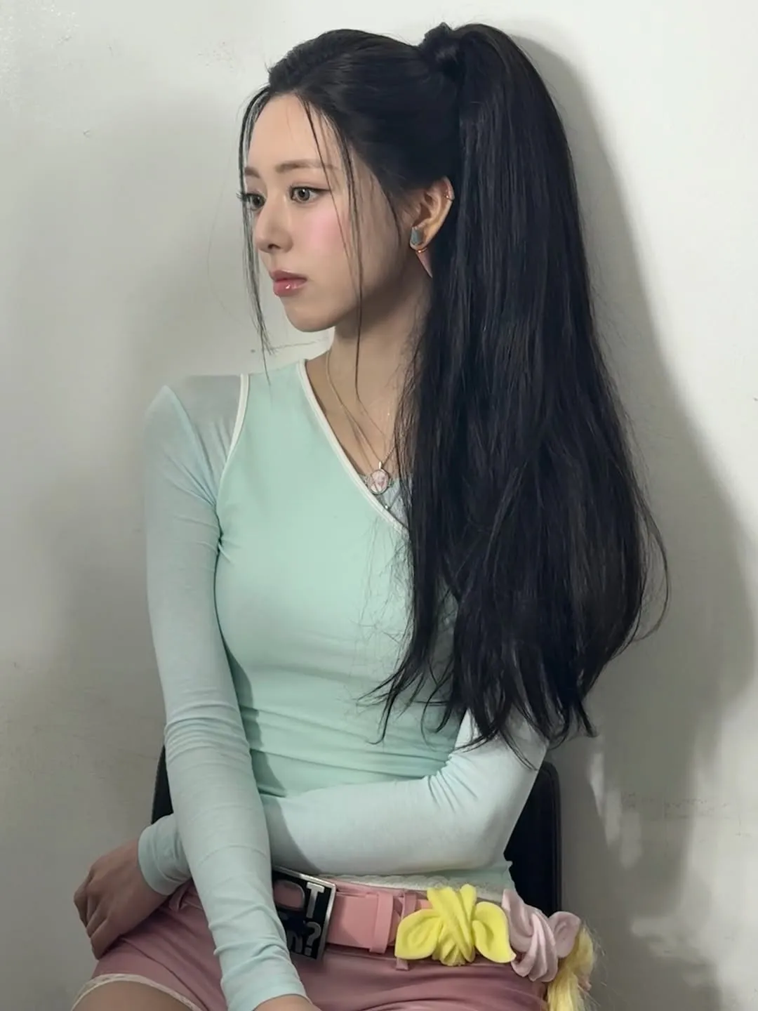 清纯的 ITZY 申有娜，在 Instagram 上展现魅力