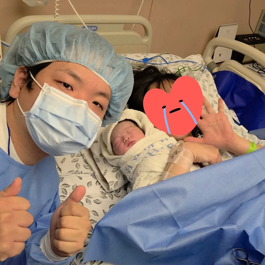 Kwak Jun-bin resmi menjadi ayah