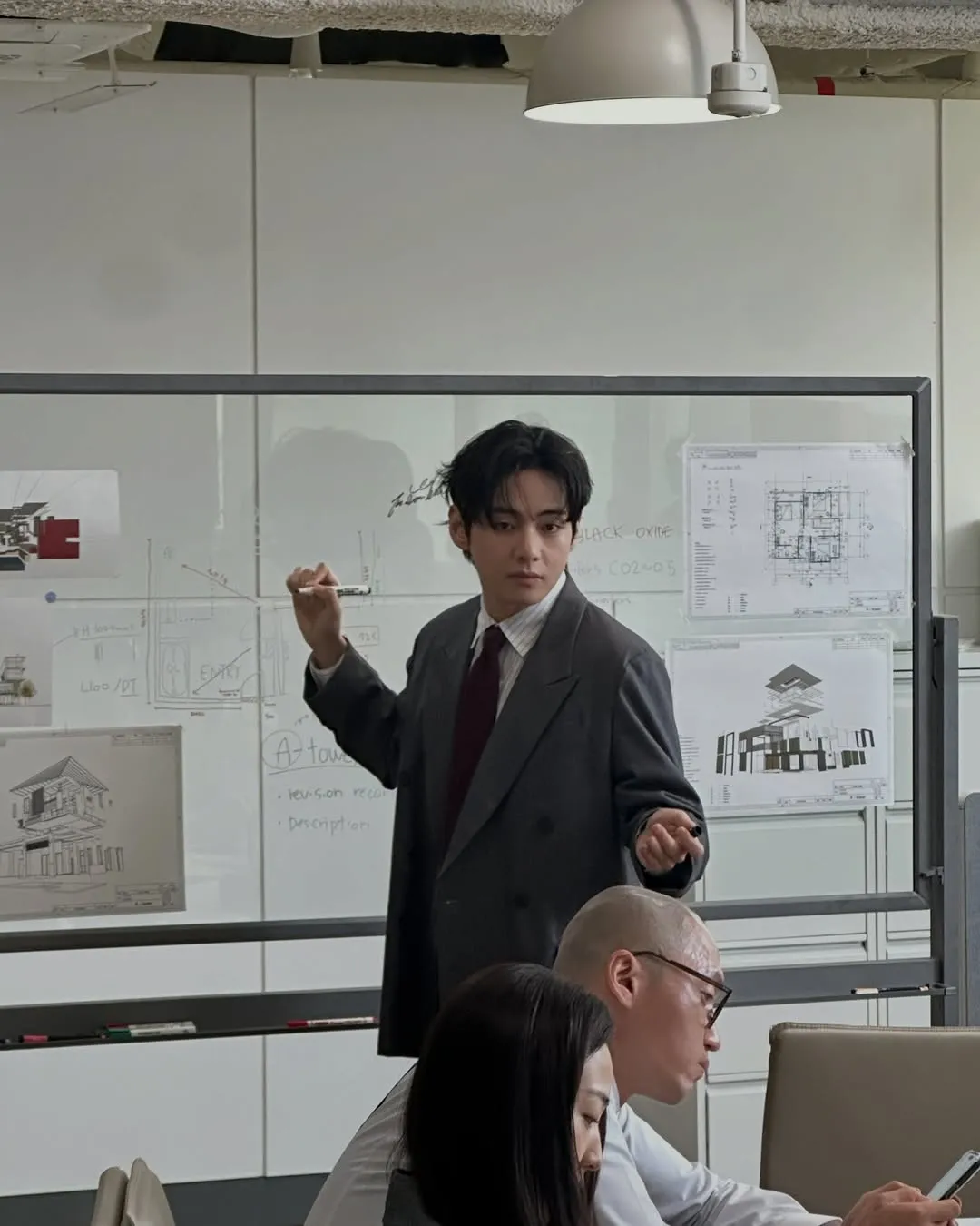 뷔, 가수, 코카콜라