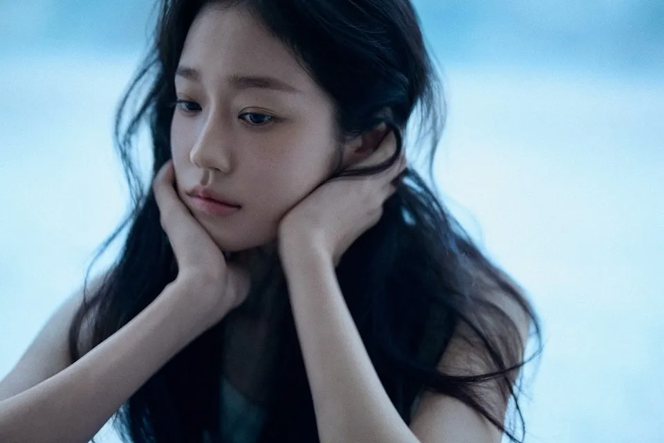 Vẻ đẹp trong trẻo: Roh Yoon-seo cập nhật Instagram