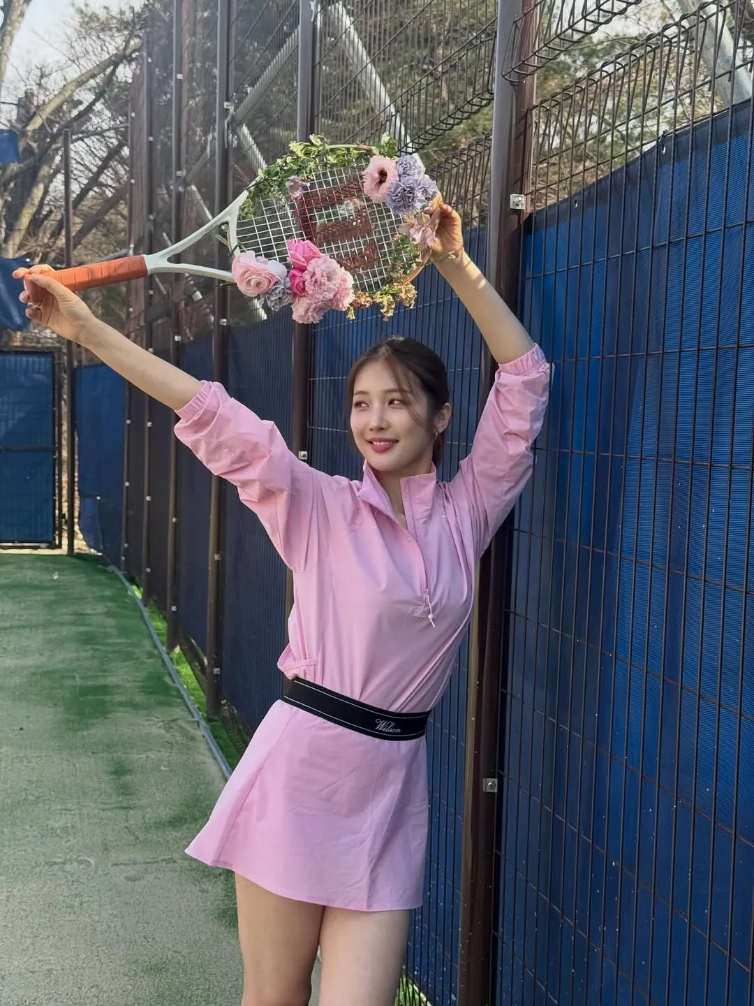 Nam Ji-hyun yang memikat, pesona balletcore di lapangan tenis