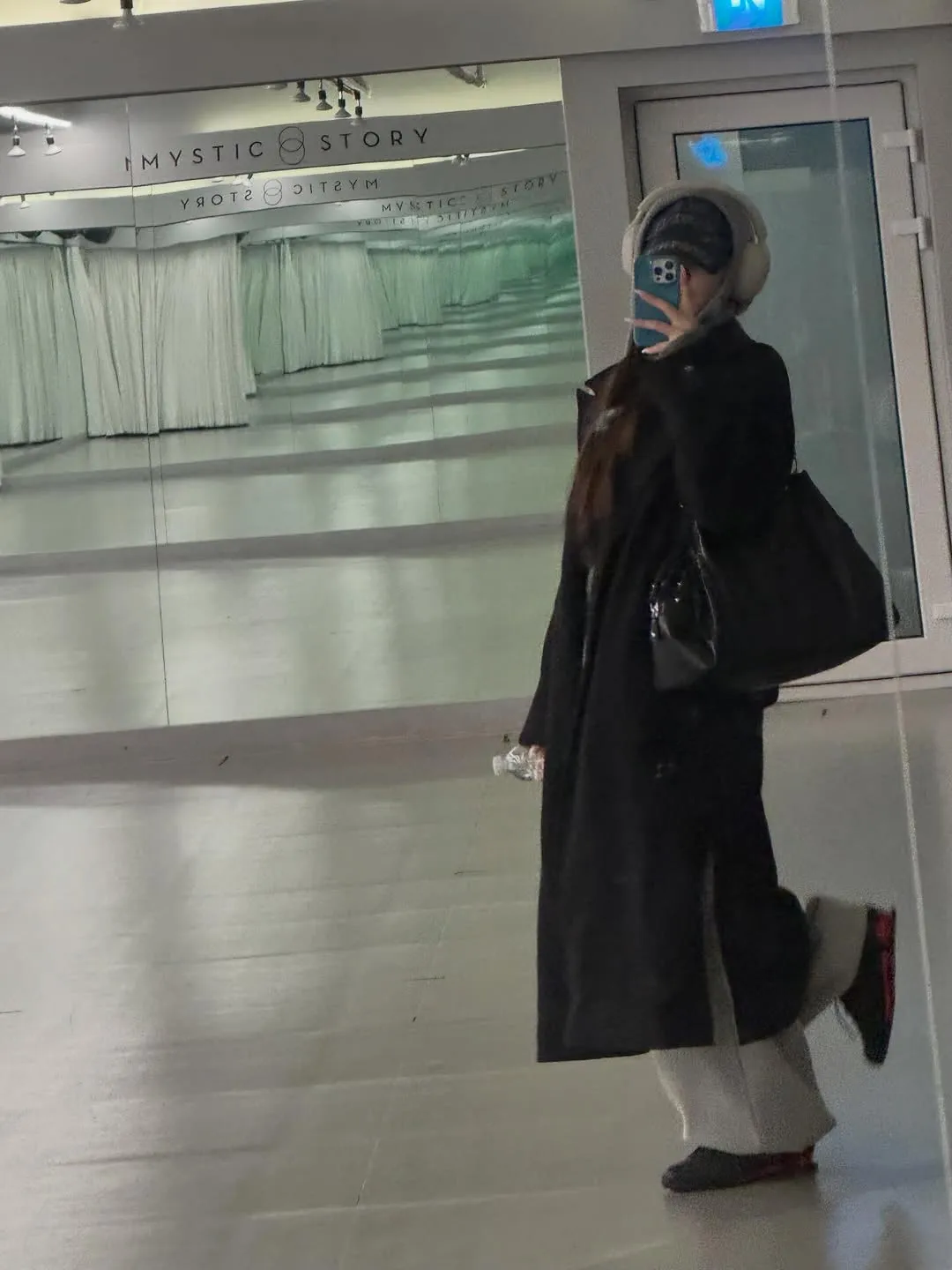 "Mungkin akan merindukan musim dingin" Suhyeon dari Billlie ungkap penampilan baru