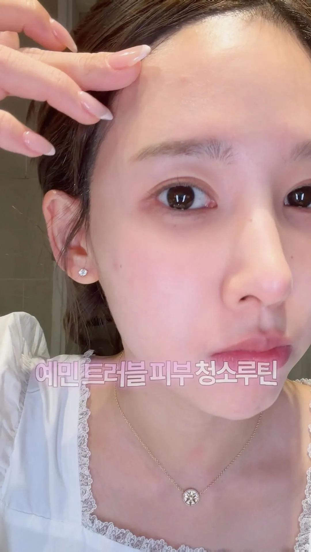 Lee Nayeon compartilha um cotidiano cheio de sensibilidade