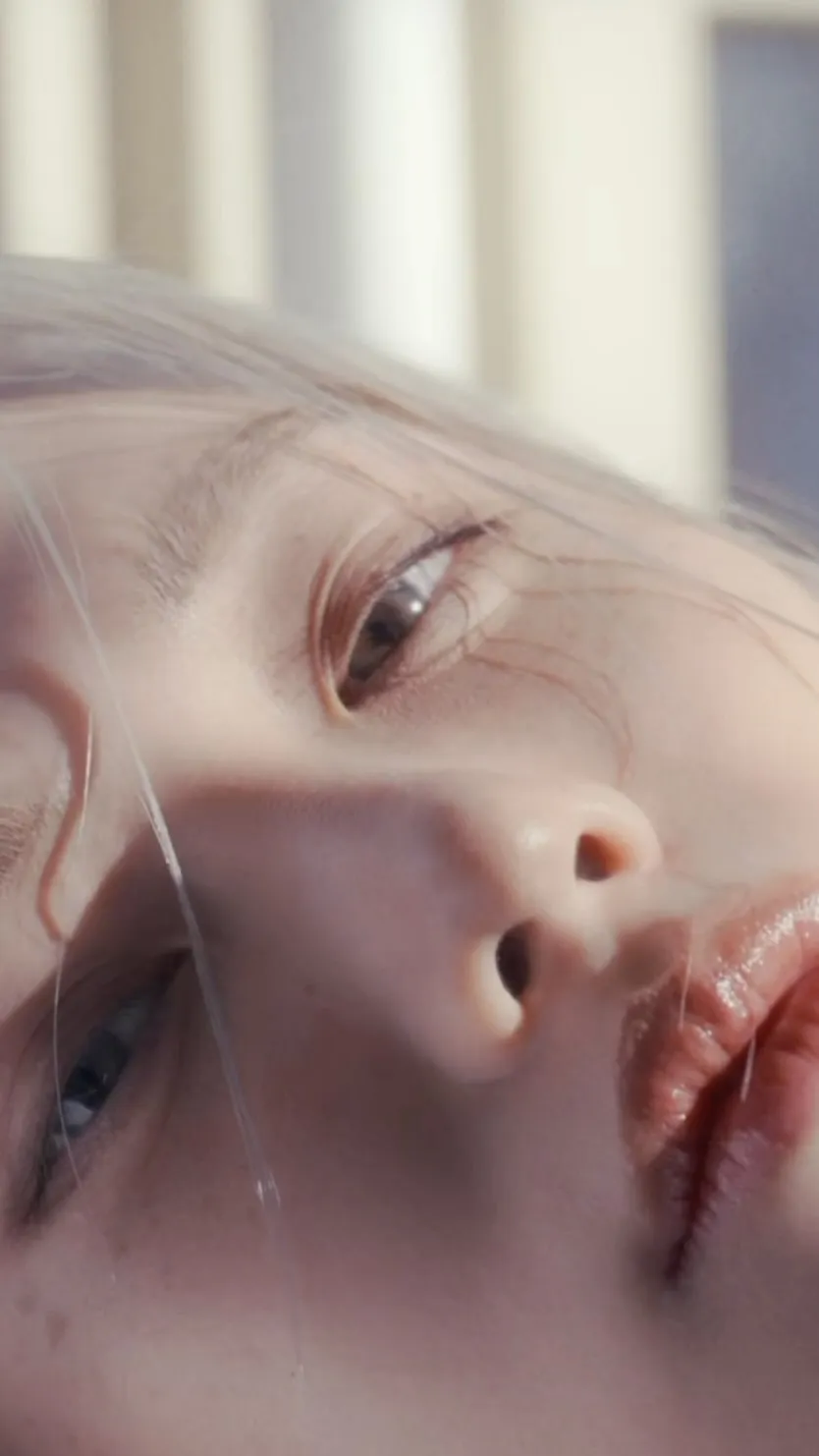 “披上爱，缠绕着泪”的 Stray Kids 菲利克斯，感性更新