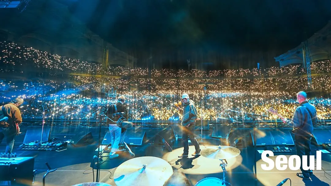 綠洲合唱團, 攝影集, 巡演