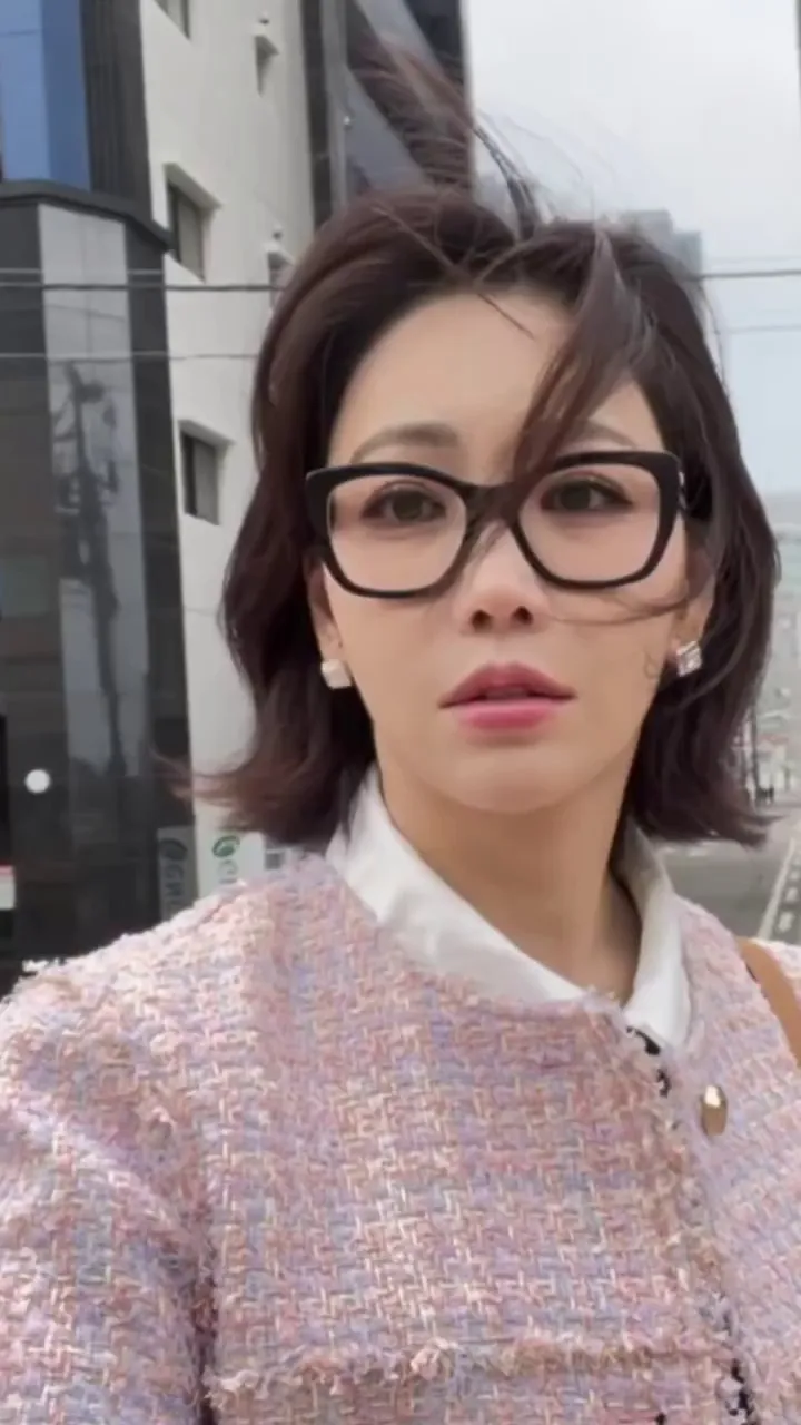 李幼梨, 演员, Instagram