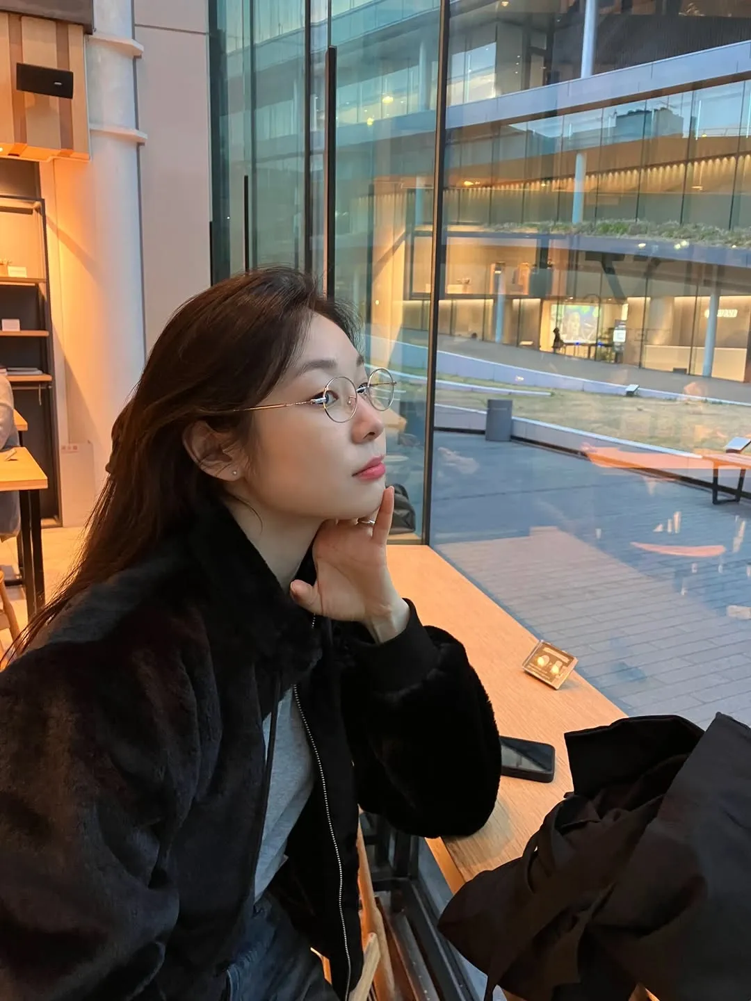 金妍兒以燦爛笑容更新 Instagram