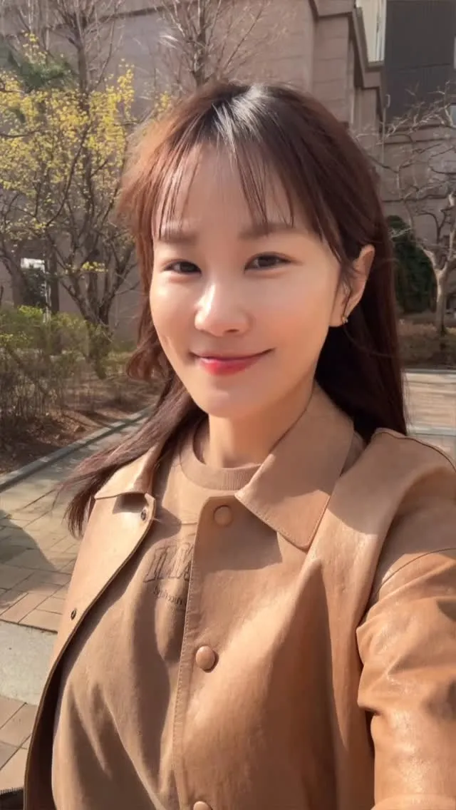 "밖으로 나가즈아!" 김지민, 봄 기운 만끽