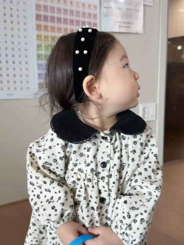 Kim Bomi, bebé, guardería, compartir, vida cotidiana