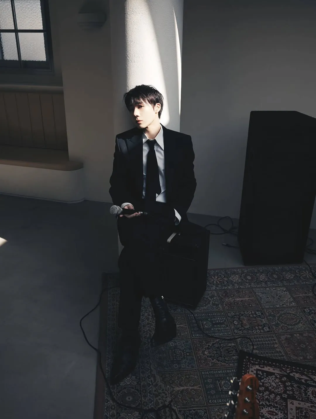 Kim Sung-kyu, cantor, show