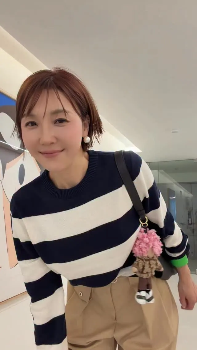 「品切れ続出」チェ・ウンギョン、ファッションで春を届ける