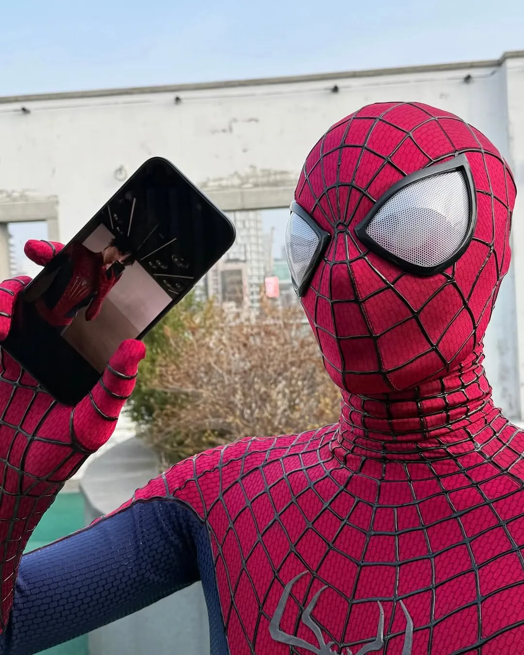 化身蜘蛛人的 ATEEZ 潤浩