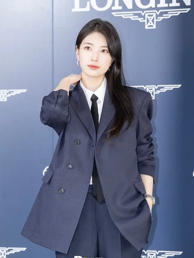 Bae Suzy, diễn viên, Instagram