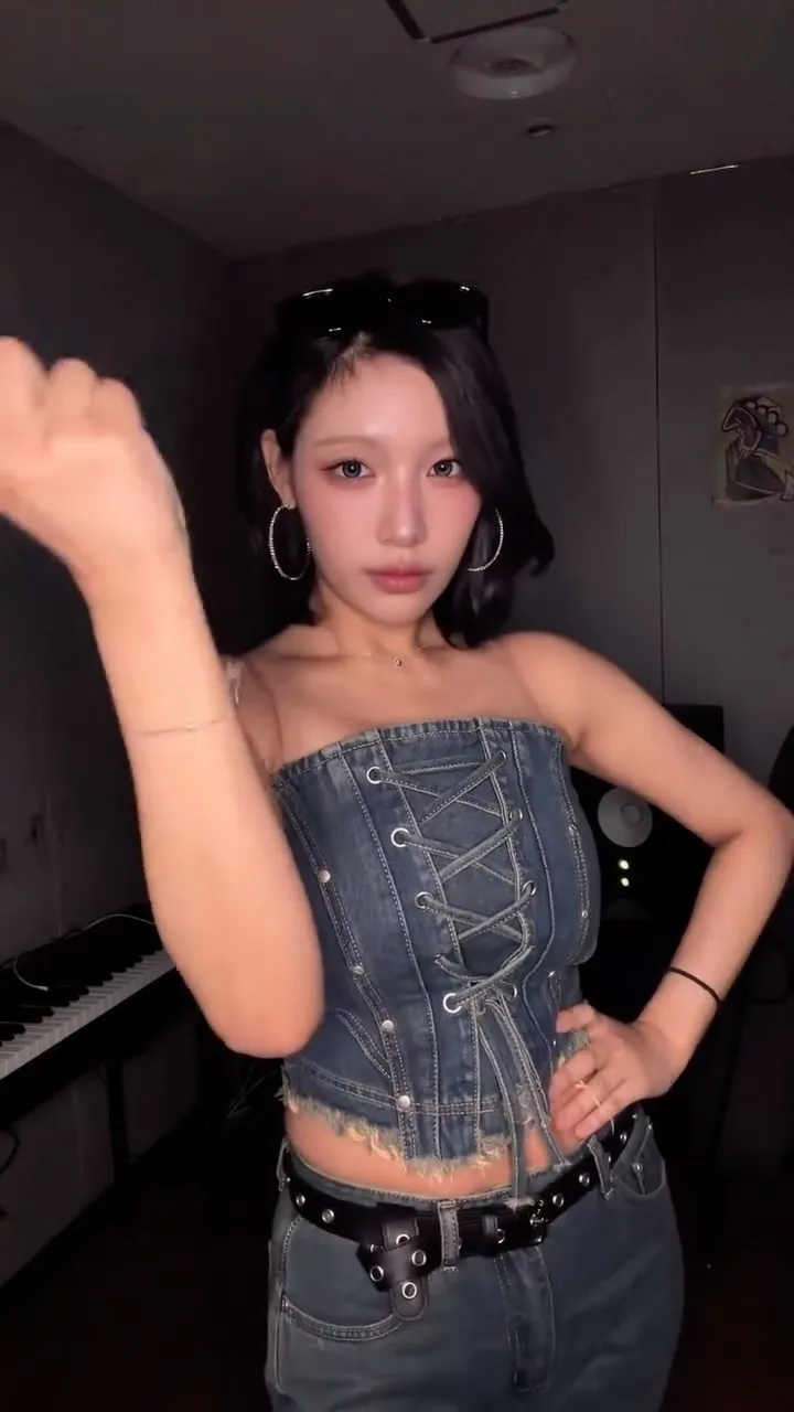 LIGHTSUM cập nhật Instagram với diện mạo mới