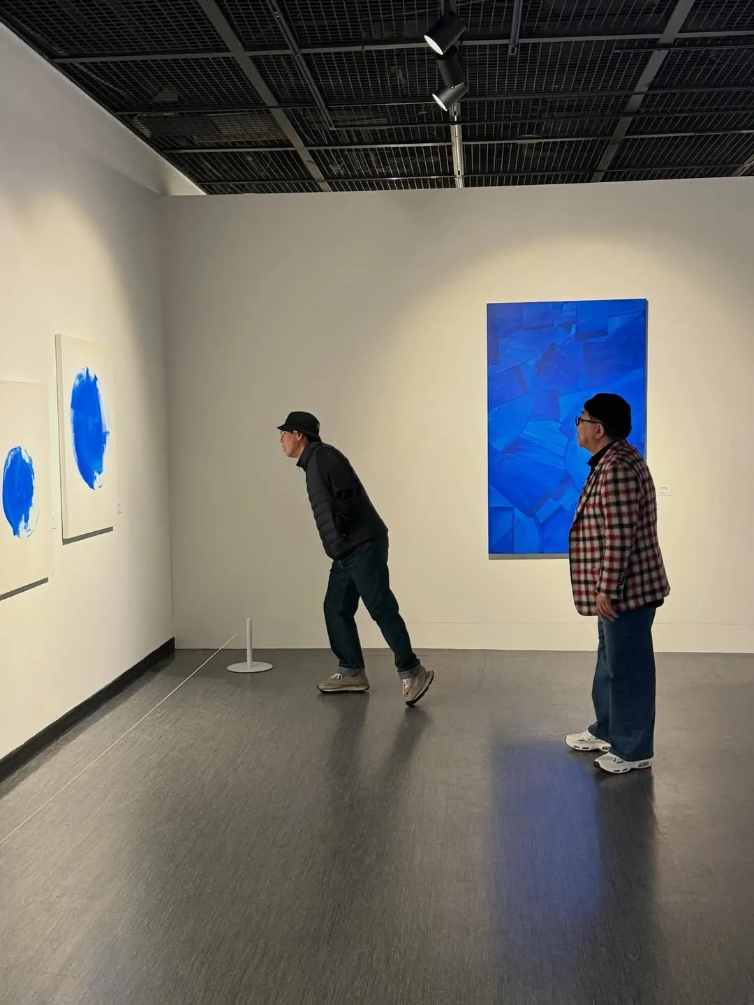 Yoon Jong-shin, nhạc sĩ, triển lãm